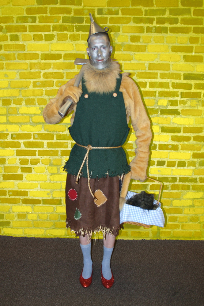 Oz - Wearable Art